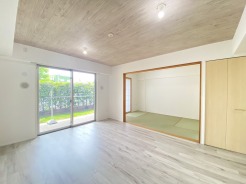 ご家族みんながゆったりくつろげる広々リビング。
