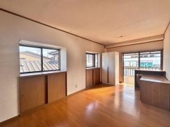 リビングダイニング