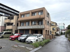 前面道路含む外観