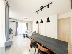 ＬＤＫは約１８帖。広々、陽当たりも良好です。