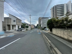 前面道路含む現地写真
