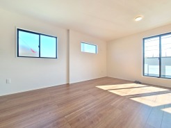 ご家族みんながゆったりくつろげる広々リビング。
