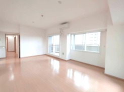 すっきりと整った室内が心地よい開放感とゆとりある暮らしを演出します

