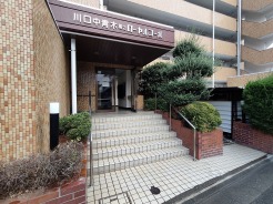 エントランス外
