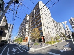 前面道路含む現地写真
