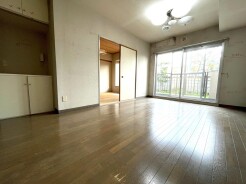 リビングダイニング
