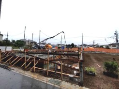 現地外観（建築中）