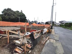 現地外観（建築中）