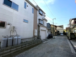 前面道路含む現地写真
