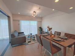 家具を配置しております。家具配置のイメージにご覧ください。
