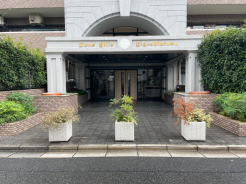 エントランス外
