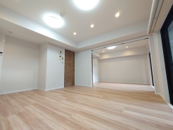 ご家族みんながゆったりくつろげる広々リビング。
