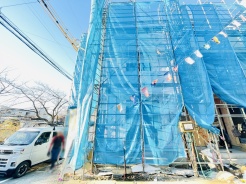 A号棟 今なら建築中の住まいをご覧いただけます。構造体の質問もお気軽に。
