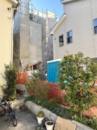 現地外観(建築中)
