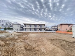 閑静な住宅地で、小さなお子様がいるご家族にも安心。
