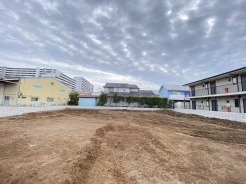 閑静な住宅地で、小さなお子様がいるご家族にも安心。
