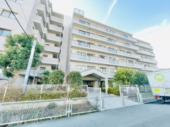 こちらのマンションは、全51戸のコミュニティです。
