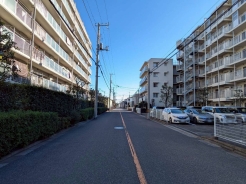 前面道路含む現地写真
