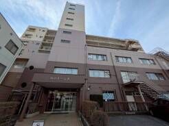 川口駅まで徒歩約５分でアクセスできる立地は、マンションならでは。
