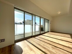 川口市大字小谷場