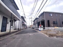 前面道路含む現地写真
