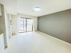 開放感と採光にこだわった広々ＬＤＫ。
