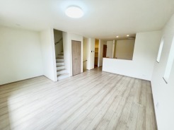 B号棟 お家の中心となる大きな空間がご家族のコミュニケーションスペースになる筈です。
