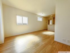 開放感と採光にこだわった広々ＬＤＫ。
