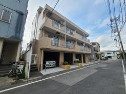 駅徒歩5分の近さ。通勤や通学にも便利。
