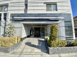 エントランス外
