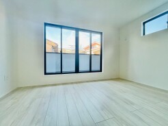 ご家族みんながゆったりくつろげる広々リビング。
