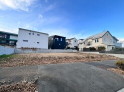 間口約２０ｍ！建物プランも自在です