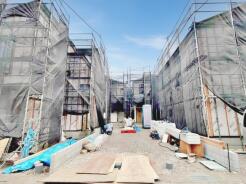 今なら建築中の住まいをご覧いただけます。構造体の質問もお気軽に。
