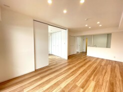 リビングダイニング