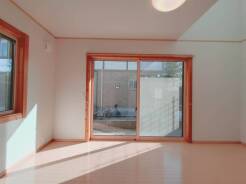 ご家族みんながゆったりくつろげる広々リビング。
