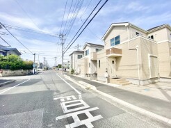 前面道路含む現地写真
