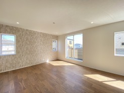 穏やかな光が満ち、穏やかな時間が流れる心地よい住空間
