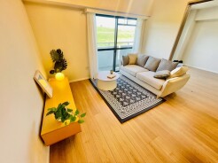 木漏れ日のような暖かさを感じる、くつろぎの場所
