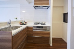 動線が短く、手早く作業できるＬ型キッチン。家事がスムーズに進みます。
