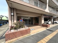 エントランス外