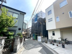 前面道路含む現地写真
