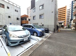 駐車場
