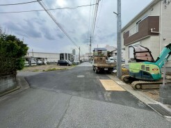 前面道路含む現地写真
