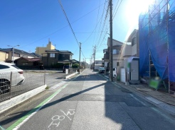 前面道路含む現地写真
