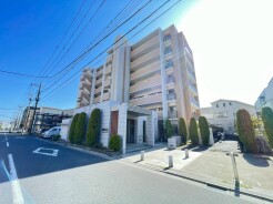 こちらのマンションは、全42戸のコミュニティです。