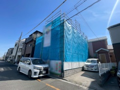 現地外観（建築中）
