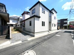 前面道路含む現地写真
