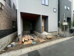 現地外観(建設中)
