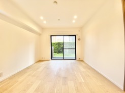 明るく、穏やかな時間が流れる住まい
