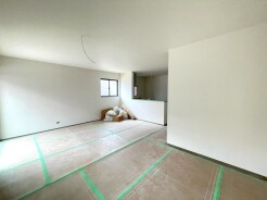 静かで落ち着いた空間が、あなただけの暮らしを育みます